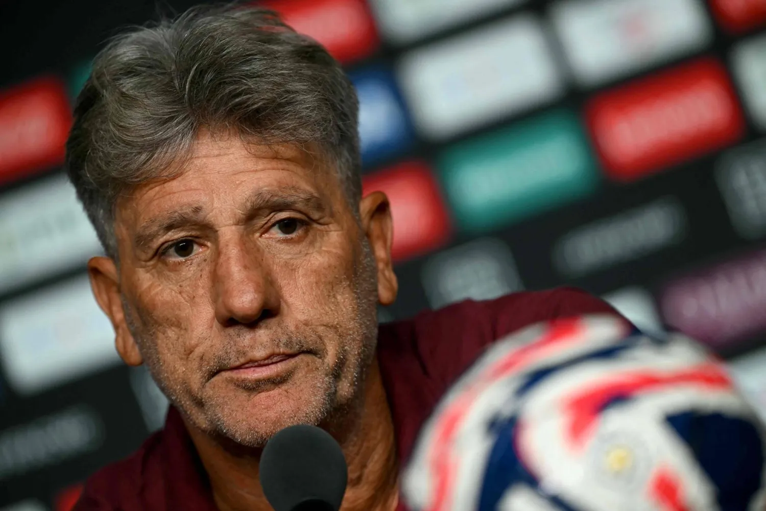 ريناتو غاوتشو مدرب فلومينينسي (أ.ف.ب)