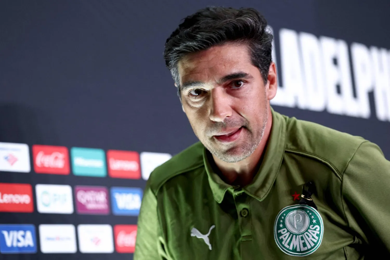 البرتغالي أبيل فيريرا مدرب بالميراس البرازيلي (أ.ف.ب)