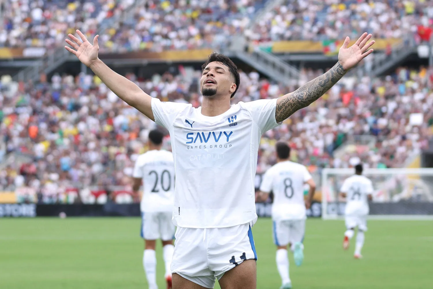 رفع ليوناردو رصيده التهديفي في البطولة إلى 4 أهداف (أ.ف.ب)