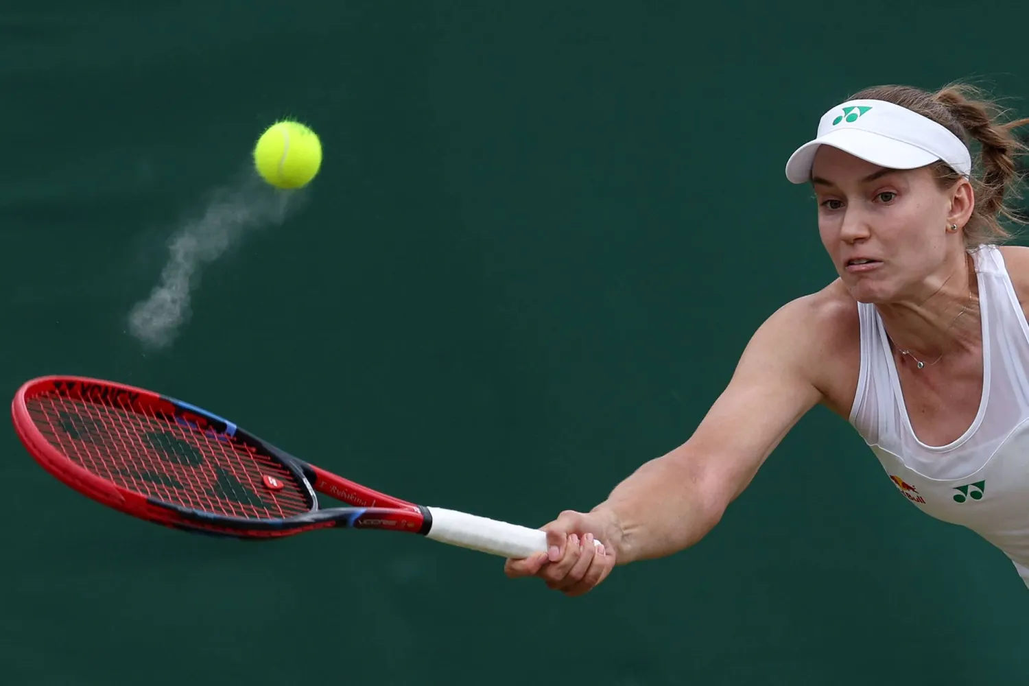 إيلينا ريباكينا ودّعت ويمبلدون مبكراً (أ.ف.ب)