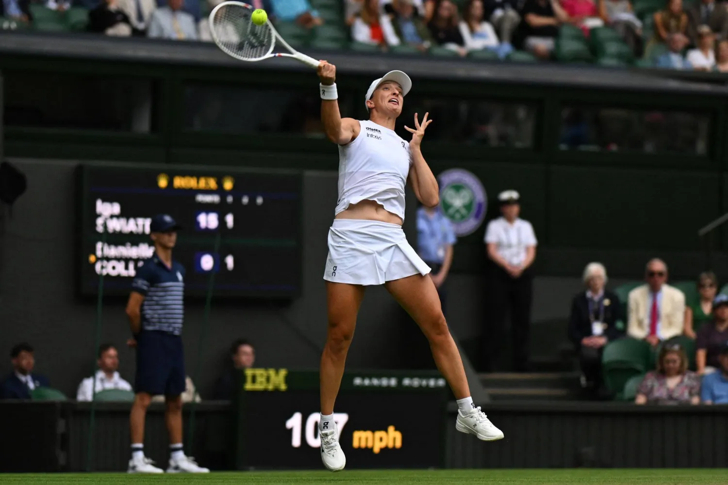 البولندية إيغا شفيونتيك (أ.ف.ب)