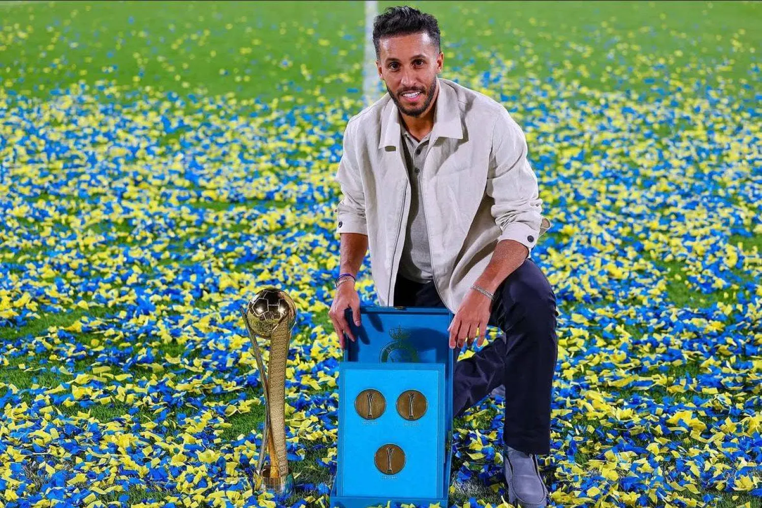 المدرب السعودي عبد العزيز العلوني مدرب سيدات النصر (الشرق الأوسط) 