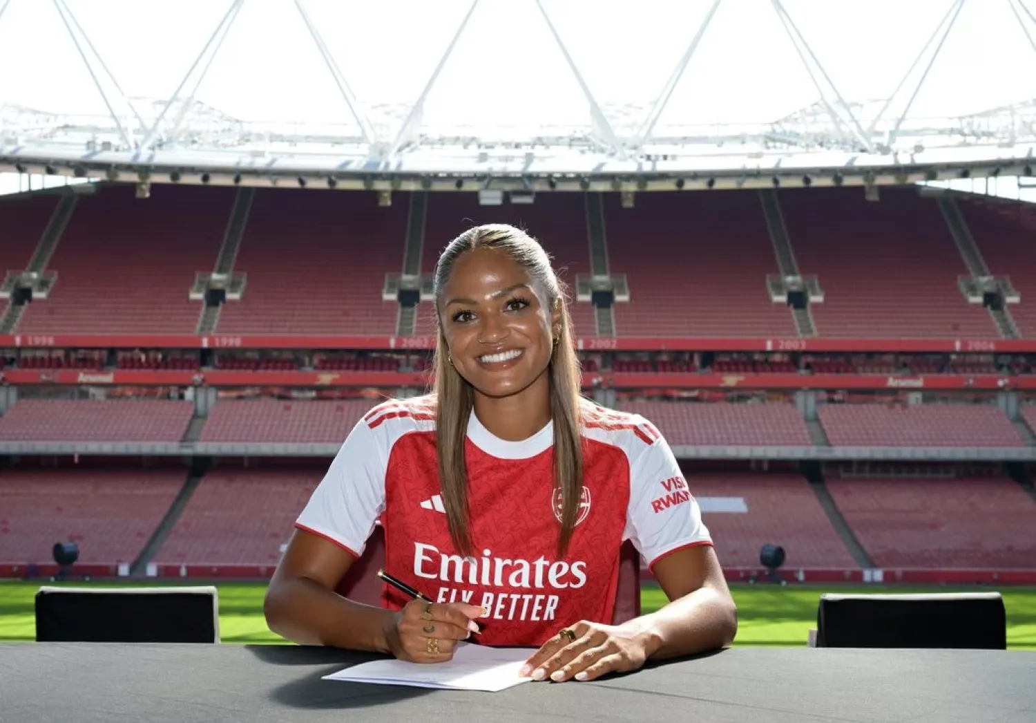 تايلور هايندز تنضم لصفوف آرسنال (نادي آرسنال)