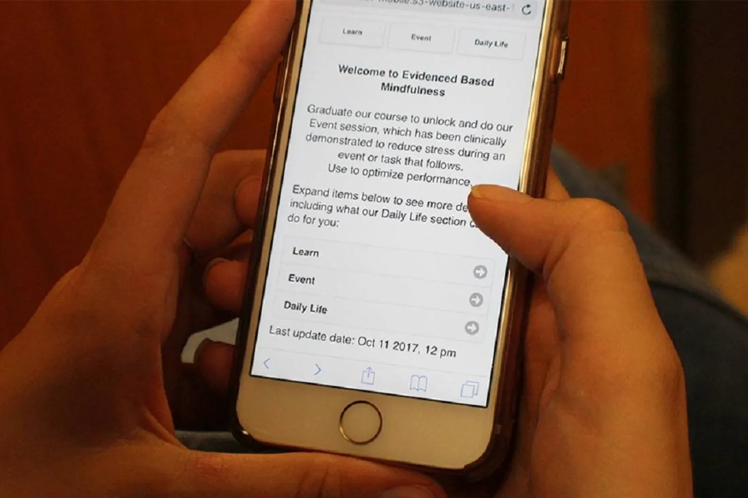 تطبيقات التأمل الرقمية تتيح الوصول إلى جلسات إرشادية صوتية في أي وقت ومن أي مكان (جامعة كارنيغي ميلون)
