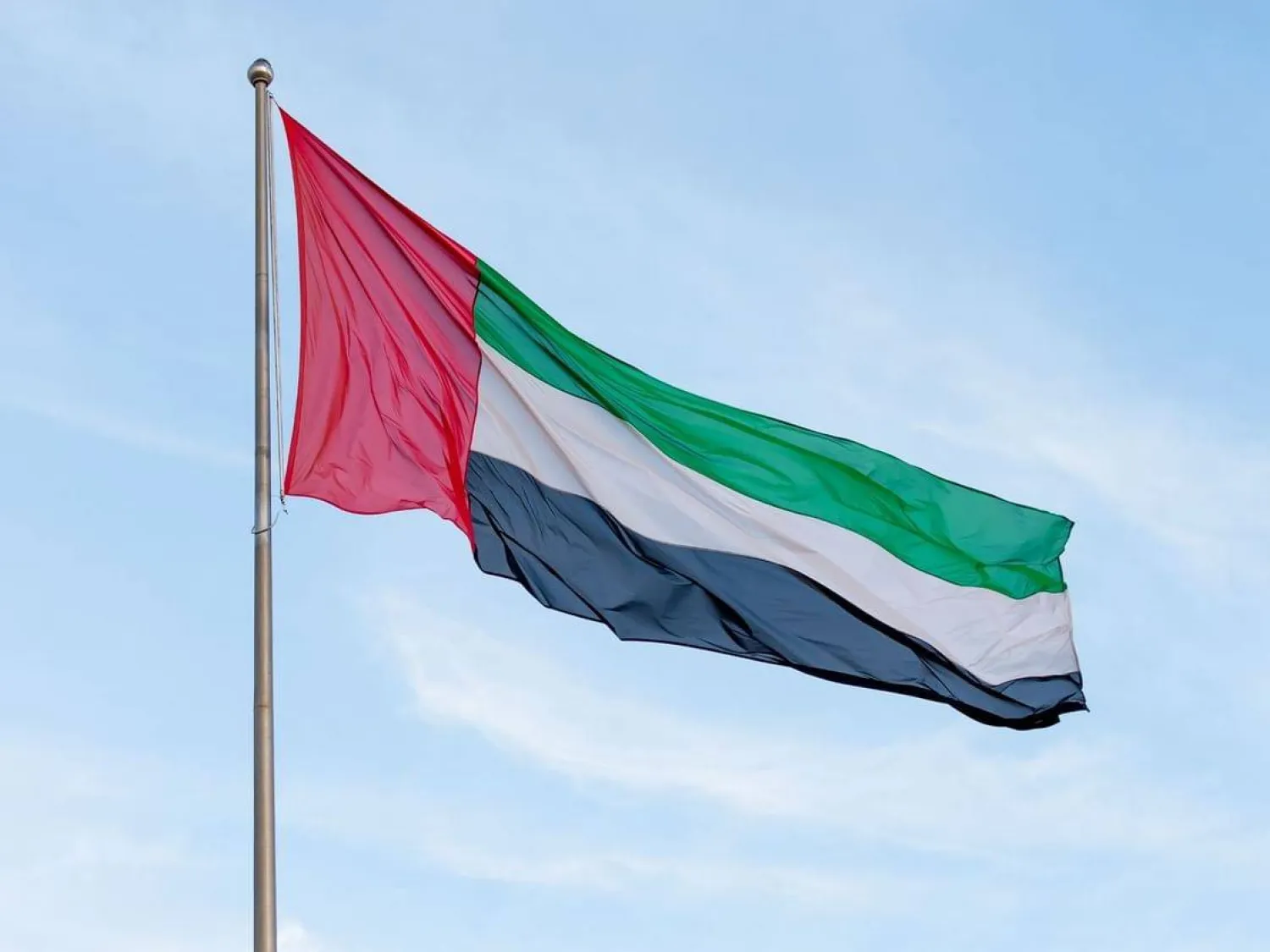 علم الإمارات (وام)