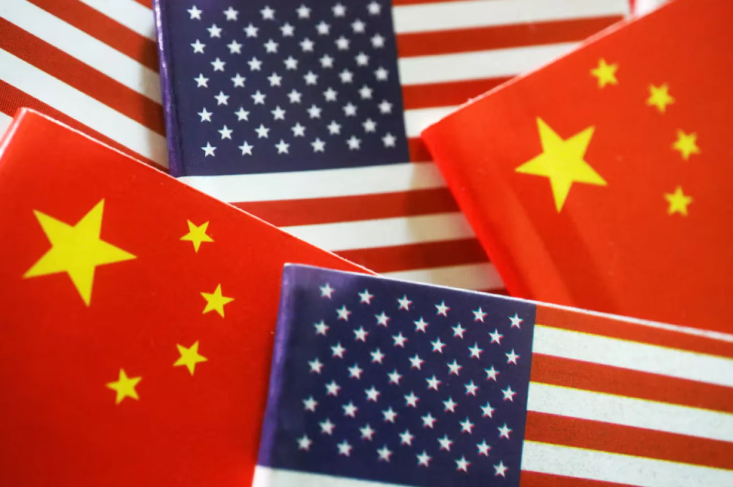 Flags of US and China are seen in this illustration picture taken August 2, 2022. REUTERS/Florence Lo/Illustration/File Photo 