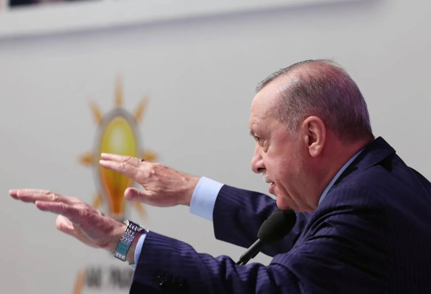 إردوغان أشعل الجدل بالحديث عن تعاون ثلاثي بين حزبه وحزبي الحركة القومية والديمقراطية والمساواة للشعوب (الرئاسة التركية)