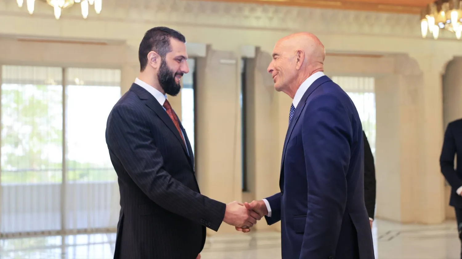 المبعوث الأميركي توم براك قلق من الاشتباكات في سوريا... ويدعو للتهدئة