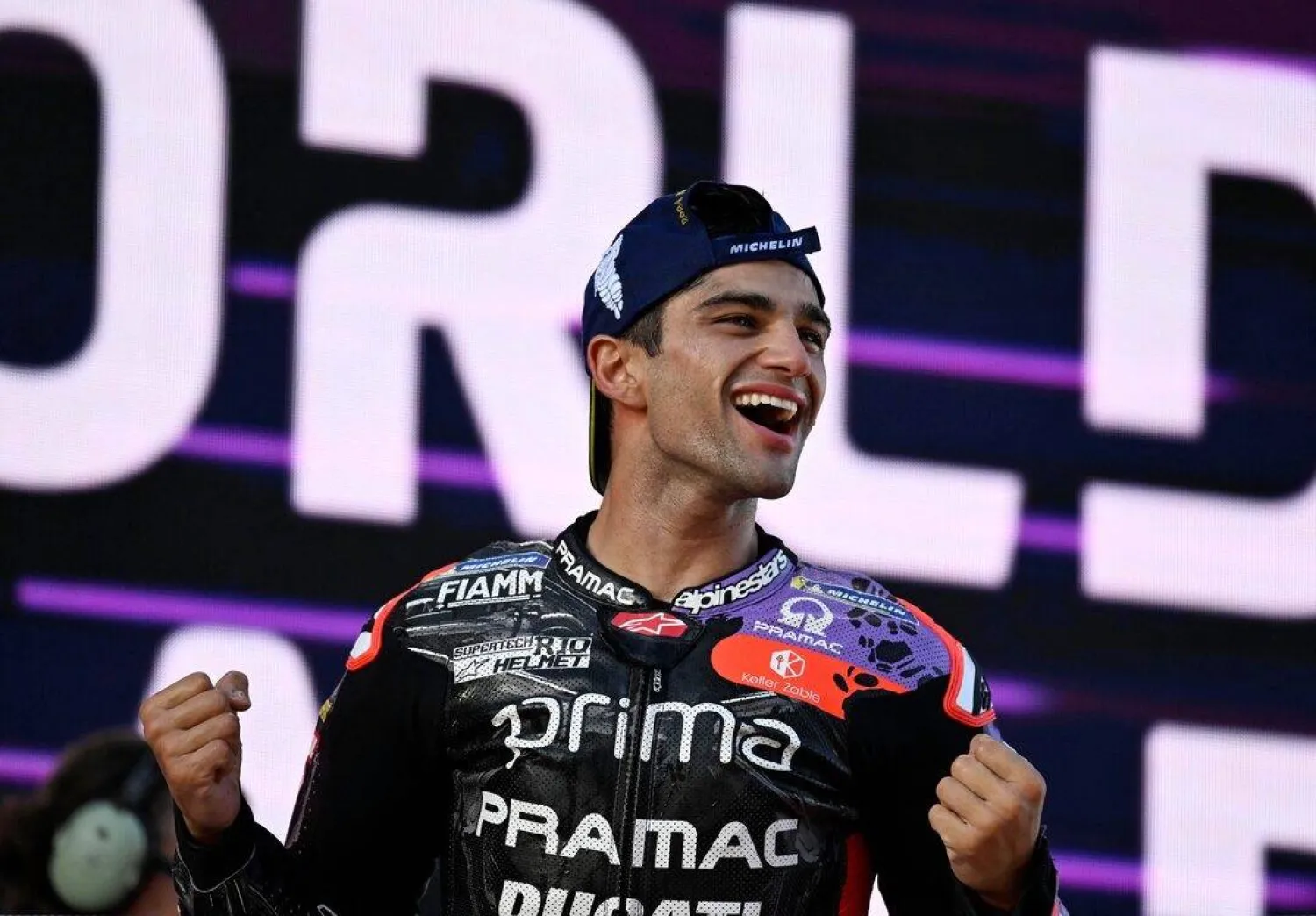 خورخي مارتين (رويترز)