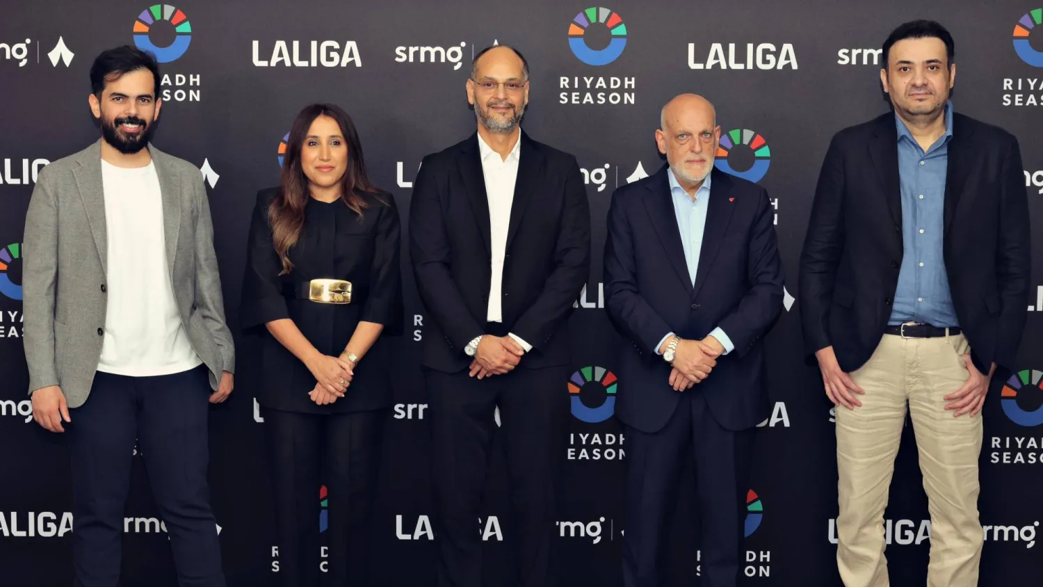 من مراسم توقيع «ثمانية» التابعة للمجموعة السعودية للأبحاث والإعلام «SRMG» اتفاقية مع «لاليغا» برعاية «موسم الرياض» (الشرق الأوسط)