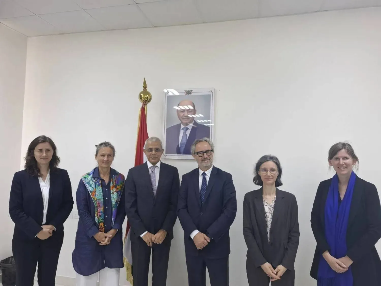 Mustapha Noman and a European mission delegation visiting Yemen’s temporary capital Aden (Saba News Agency)