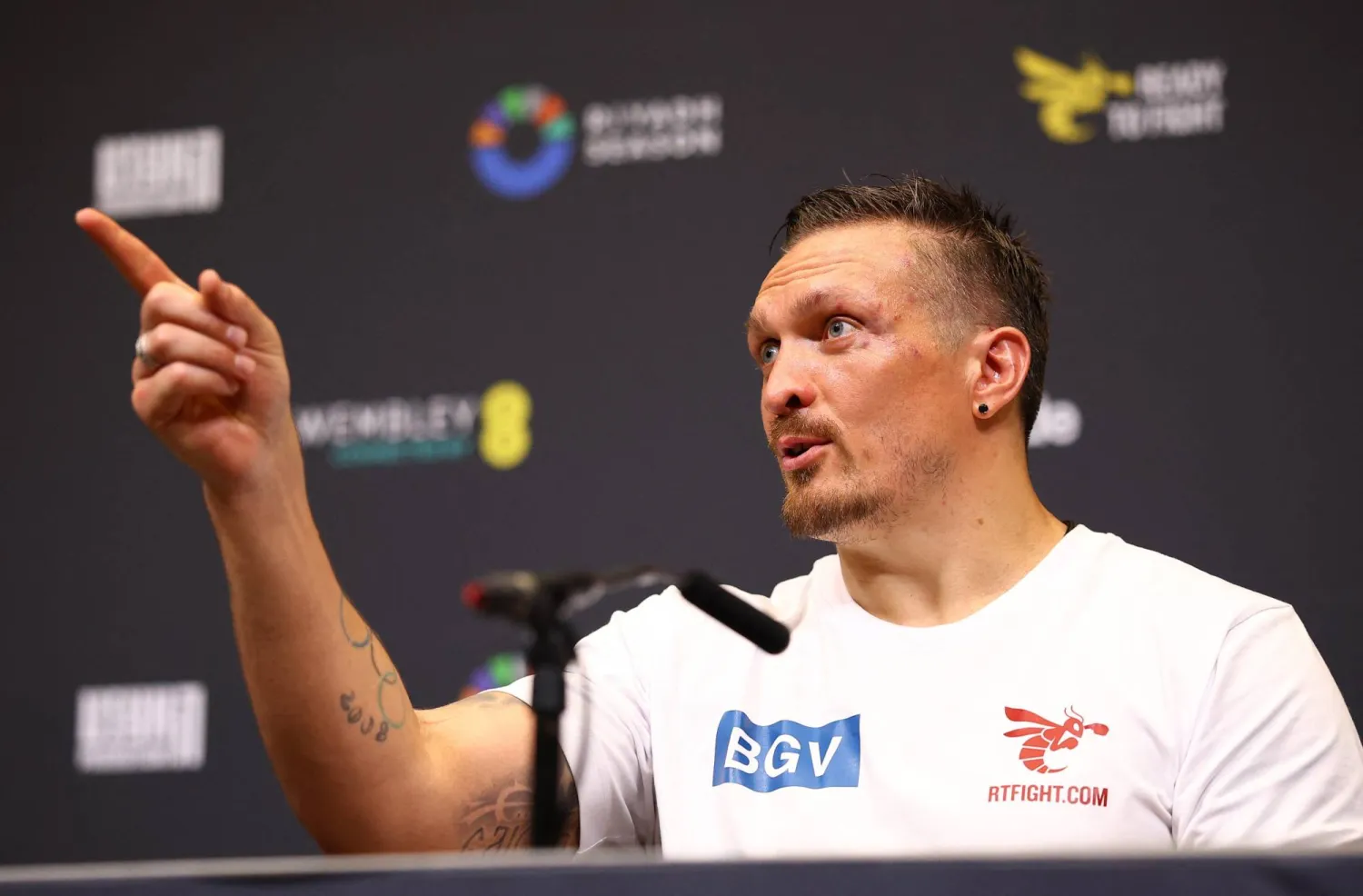 أولكسندر أوسيك (رويترز)