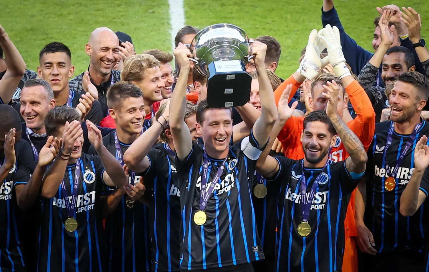 فريق كلوب بروغ بطل السوبر البلجيكي (أ.ف.ب)