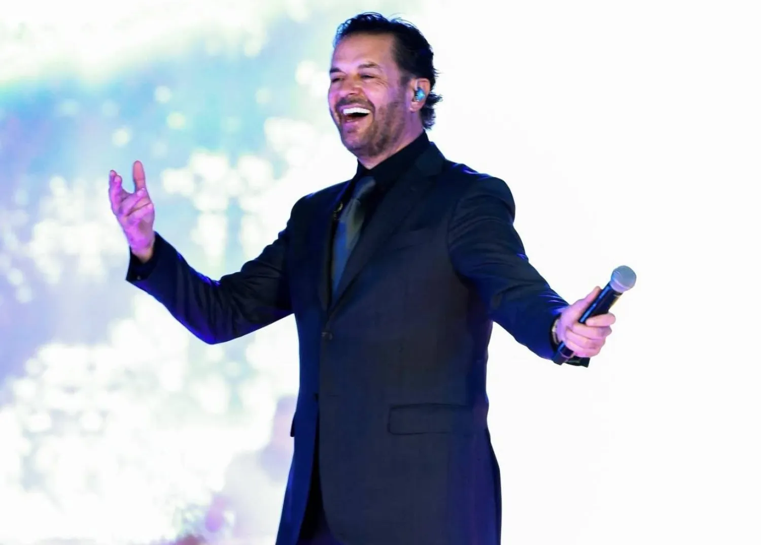 الفنان اللبناني راغب علامة (حسابه على فيسبوك)