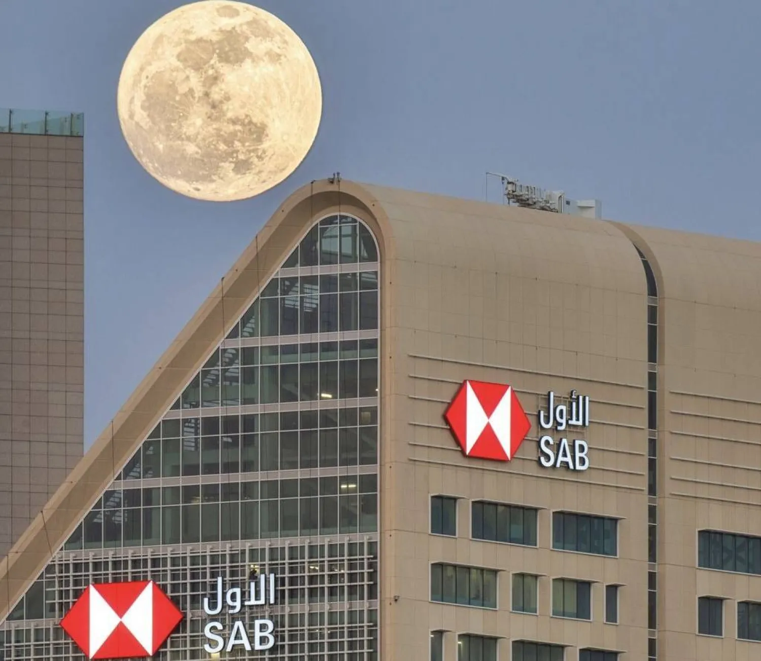 البنك السعودي الأول يحقق نمواً في الأرباح والإقراض ويواصل مسيرة التحول الرقمي