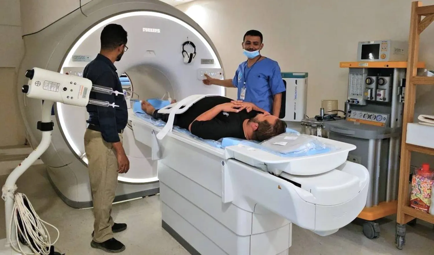 يساهم مشروع تجهيز قسم الأشعة والرنين المغناطيسي بالمستشفى بنقلة نوعية في رعاية وتشخيص المرضى (واس)