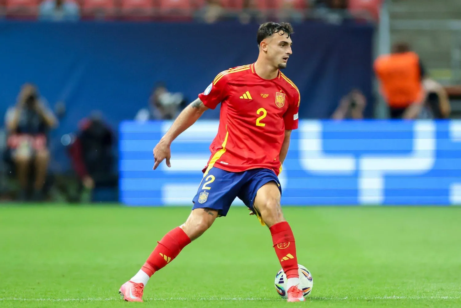 مارك بوبيل إلى أتليتكو مدريد (وسائل إعلام إسبانية)