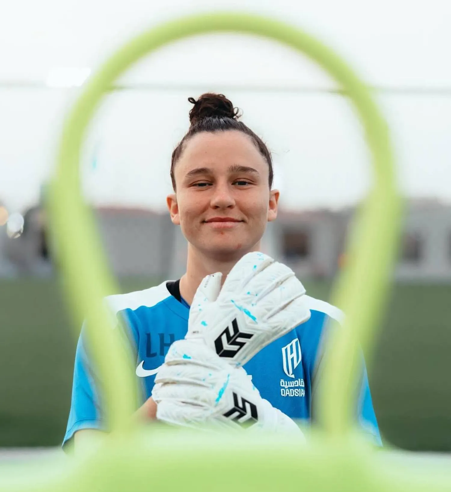 تألقت ليندزي في ظهورها الأول بالدوري الممتاز للسيدات (الشرق الأوسط) 