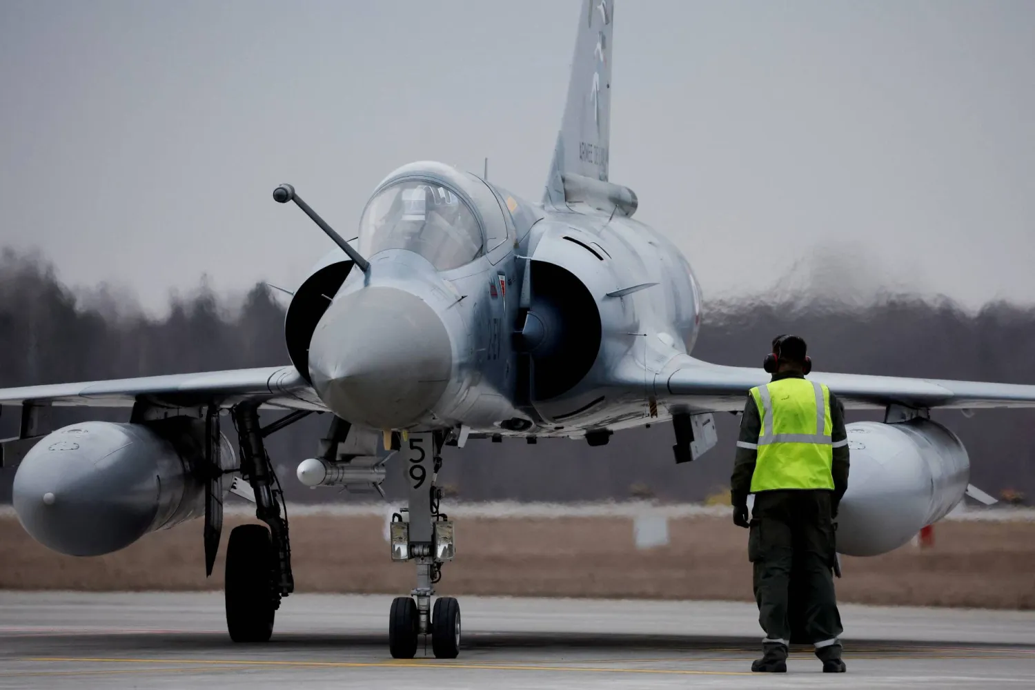 المقاتلة الفرنسية «ميراج 2000» (أرشيفية - رويترز)