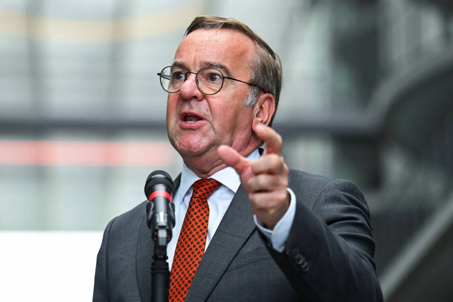 وزير الدفاع الألماني بوريس بيستوريوس (رويترز)