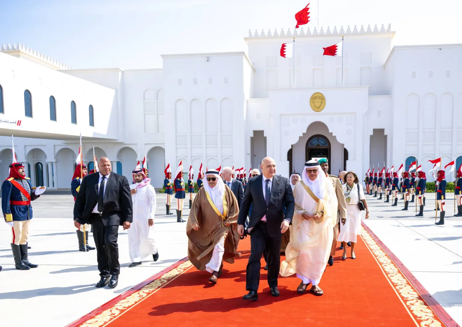 الرئيس اللبناني جوزيف عون مغادراً البحرين بعد زيارة رسمية (بنا)