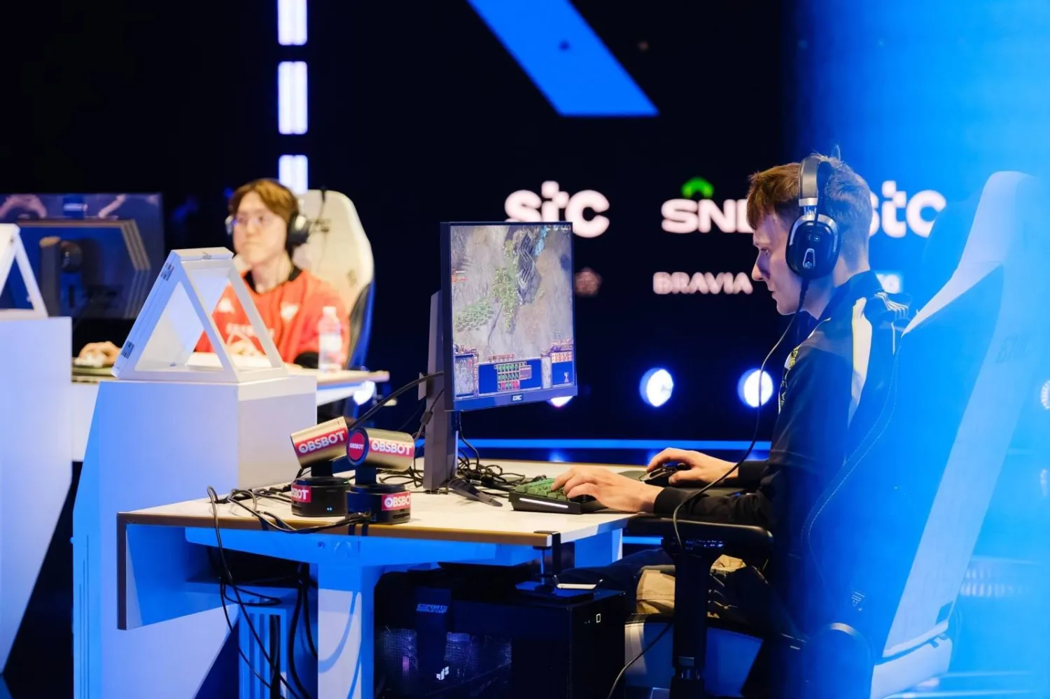 منافسات حماسية شهدتها البطولة (الشرق الأوسط)