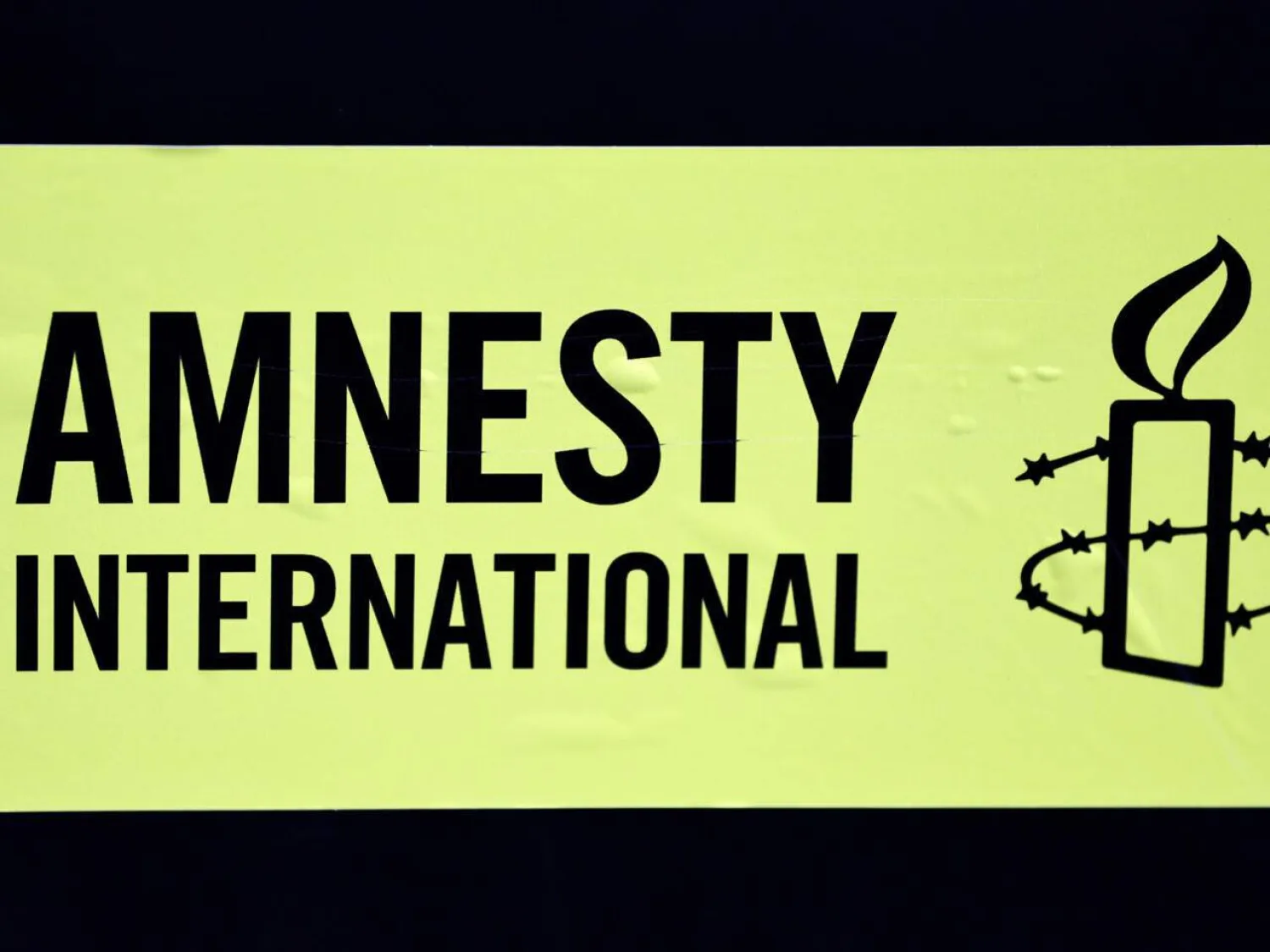 Amnesty International says international humanitarian law prohibits 'indiscriminate weapons'. STEPHANE DE SAKUTIN / AFP
