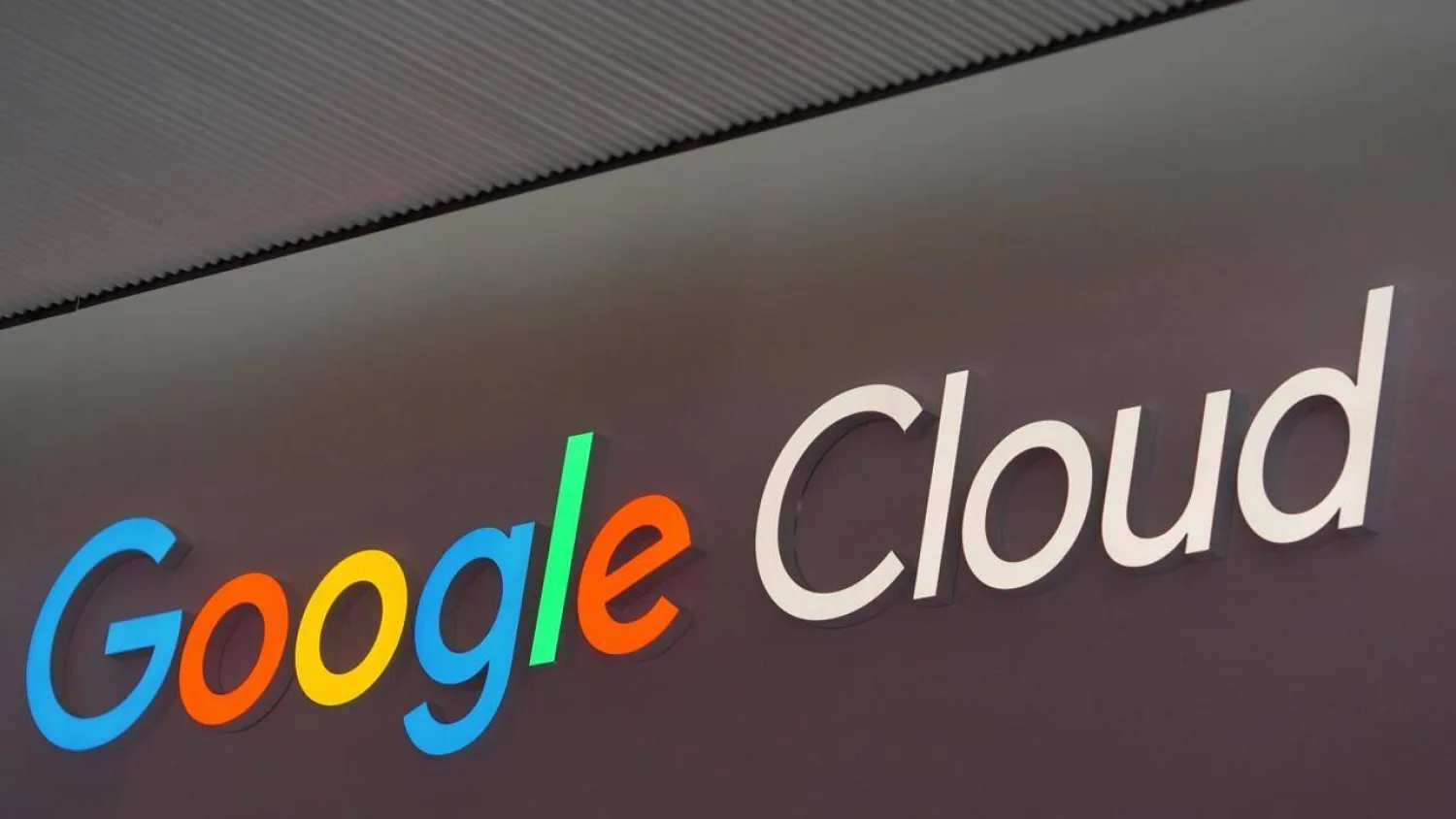 Google parent company Alphabet's cloud computing business is on pace to bring in $50 billion over the course of 2025, according to the tech giant. Manaure Quintero / AFP
