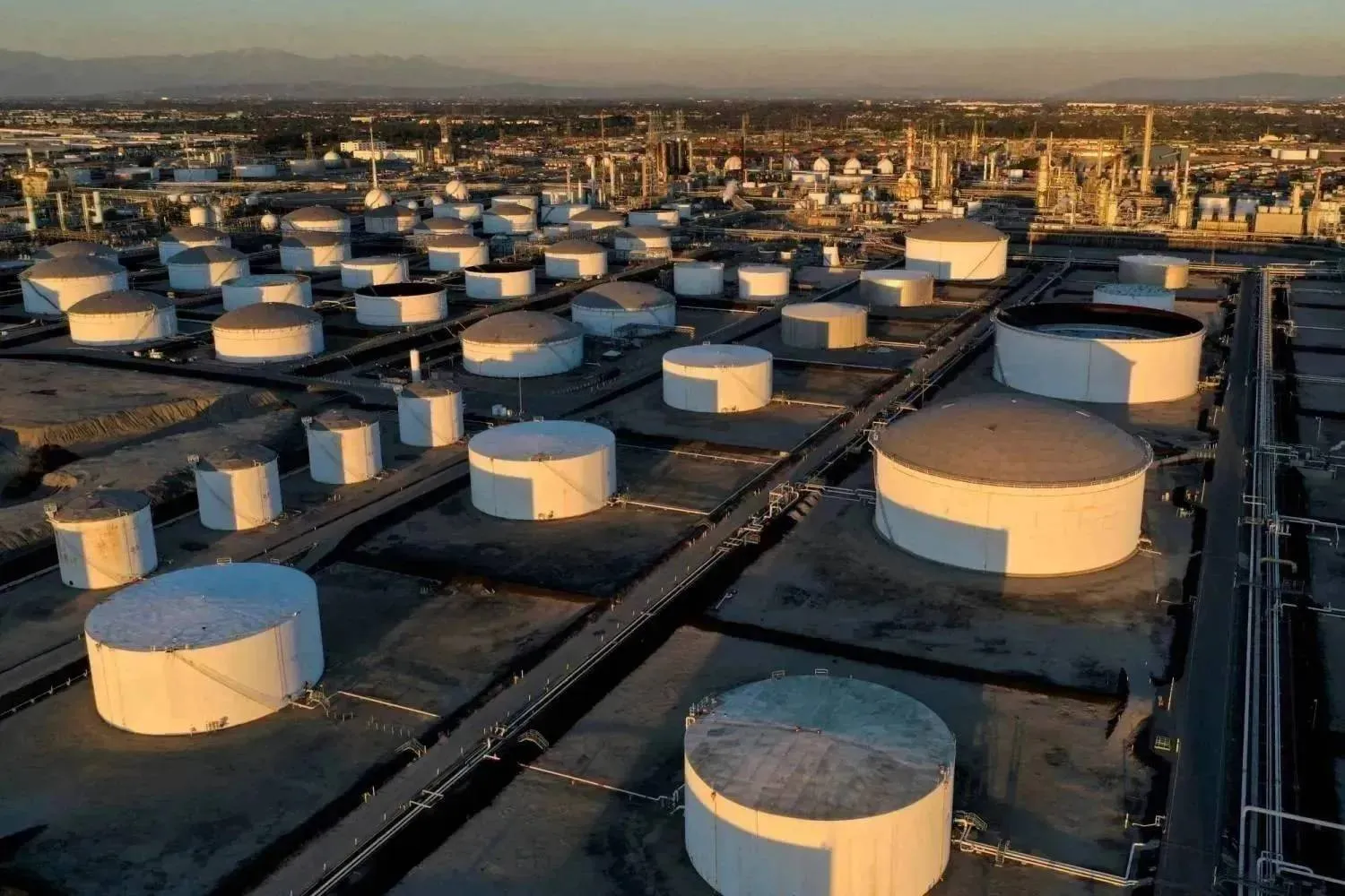 Storage tanks are seen at Marathon Petroleum's Los Angeles Refinery, which processes domestic & imported crude oil into California Air Resources Board (CARB) gasoline, CARB diesel fuel, and other petroleum products, in Carson, California, US, March 11, 2022. Reuters 