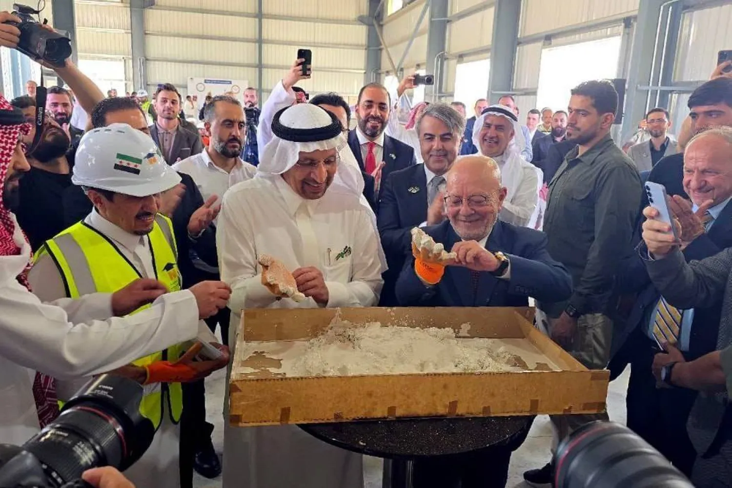 Investment Minister Khalid Al-Falih laid the foundation stone for the “'Fayhaa'” white cement factory in Adra Industrial City, northeast of Damascus (SANA) 