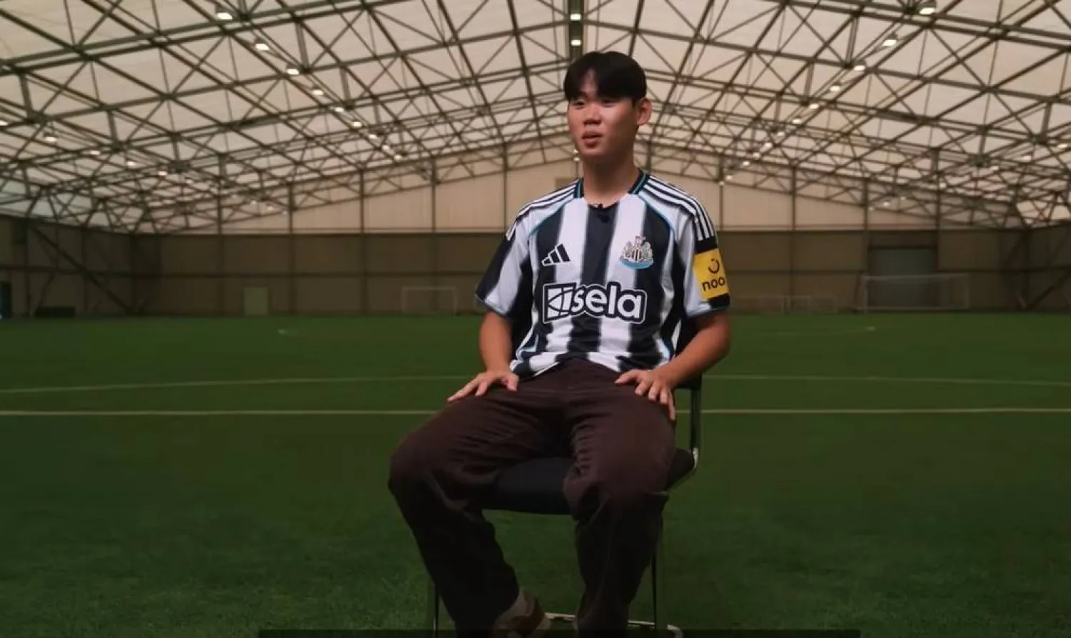 الجناح الكوري الجنوبي بارك سيونغ-سو (نادي نيوكاسل)