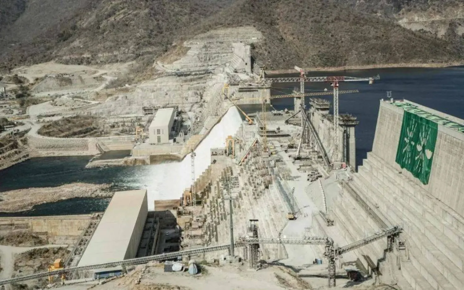 سد النهضة الإثيوبي على الرافد الرئيسي لنهر النيل (أرشيفية - أ.ف.ب)