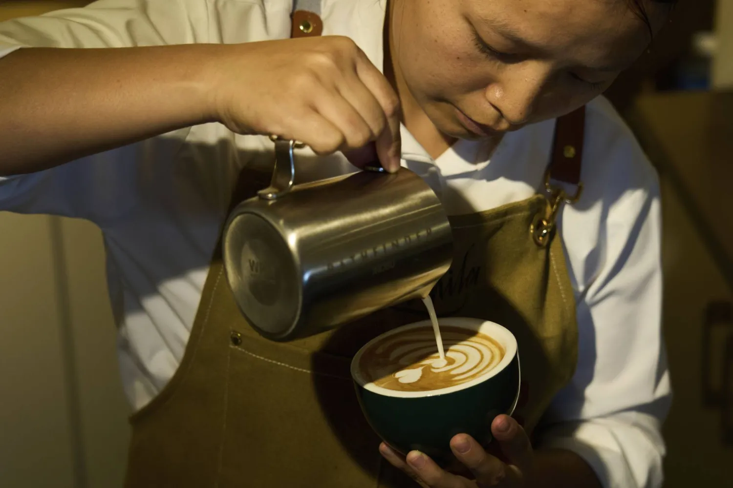 فنجان قهوة يُغيّر نيبال (أ.ب)