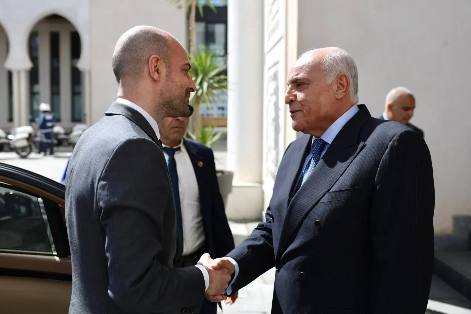 وزيرا خارجية الجزائر وفرنسا في 6 أبريل 2025 (الخارجية الجزائرية)