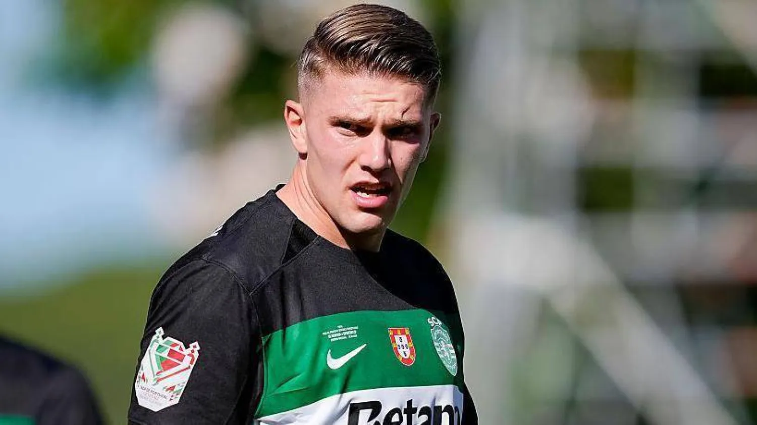 المهاجم السويدي فيكتور جيوكيريس (بي بي سي)