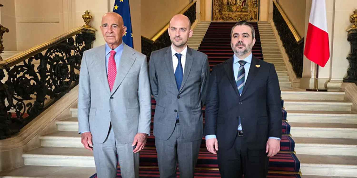 Suriye ve Fransa dışişleri bakanları dün Paris'te ABD'nin Suriye Özel Temsilcisi’yle bir araya geldi. (SANA)