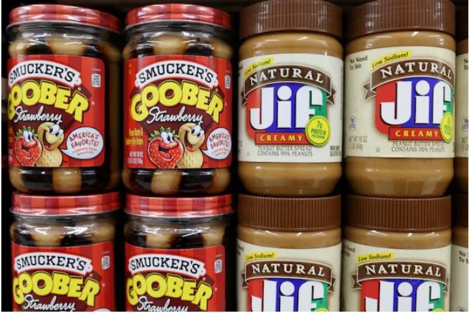 كيف يؤثر تناول زبدة الفول السوداني بانتظام على صحتك (رويترز)