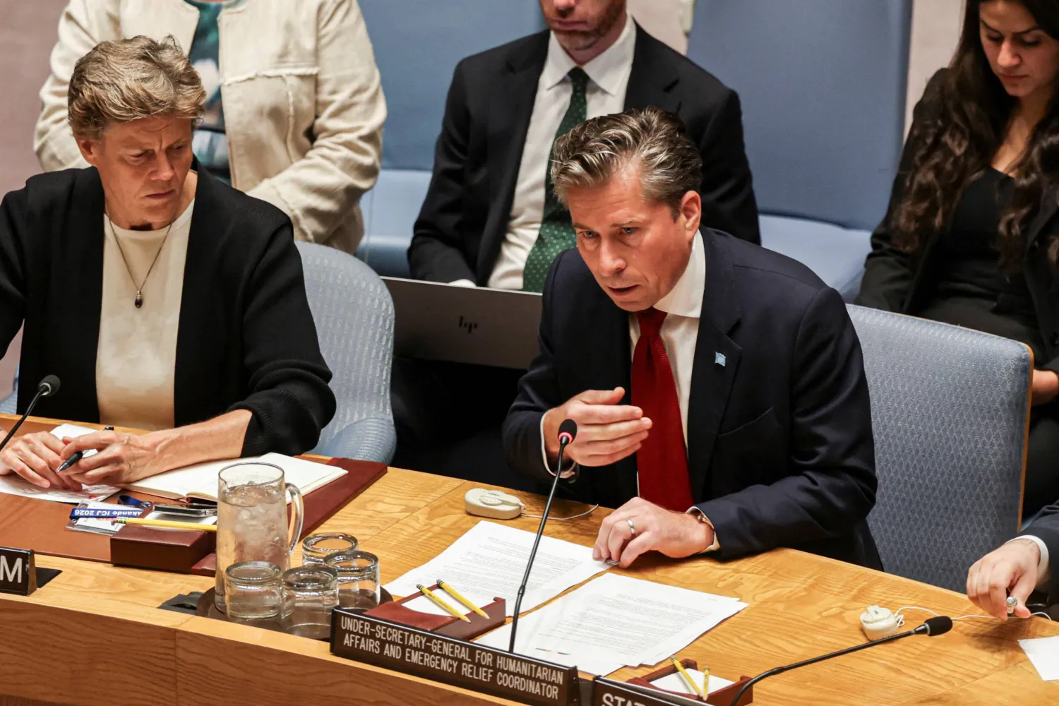 وكيل الأمين العام للأمم المتحدة للشؤون الإنسانية توم فليتشر خلال جلسة لمجلس الأمن الدولي - 16 يوليو 2025 (رويترز)