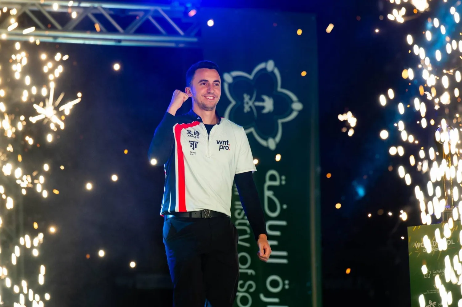 فيدور غورست على مشارف لقب جديد (الشرق الأوسط)