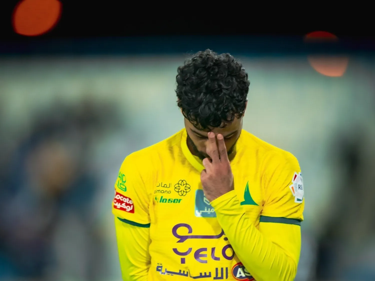 أبو الشامات أثار التساؤلات بغيابه عن بعثة الفريق (الشرق الأوسط)