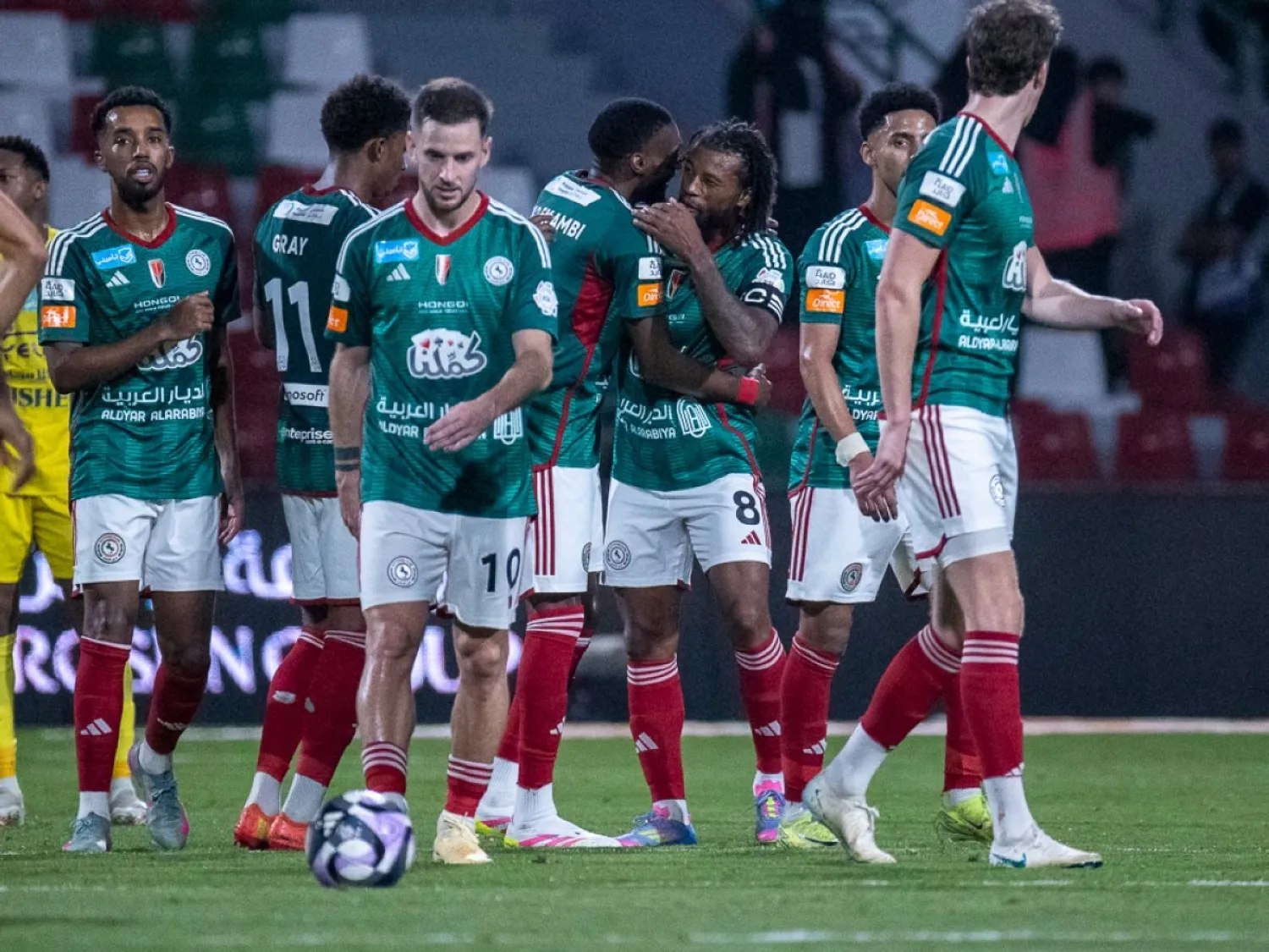 الاتفاق يترقب دوره في مشروع الخصخصة (تصوير: عيسى الدبيسي)