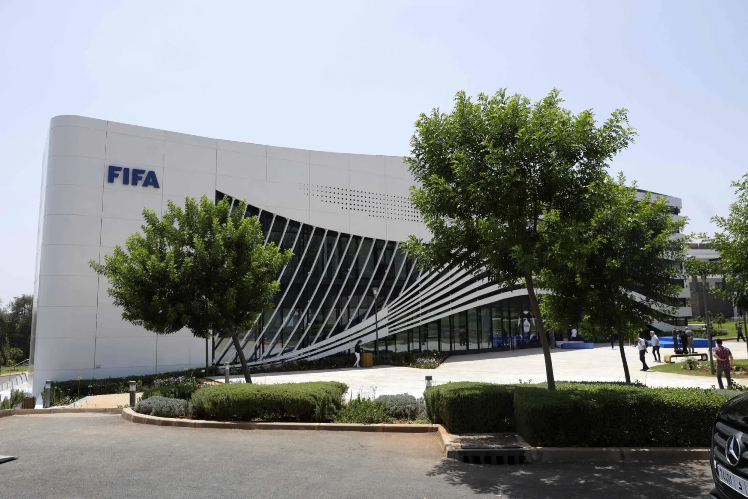 مبنى الاتحاد الدولي لكرة القدم في الرباط (أ.ف.ب)