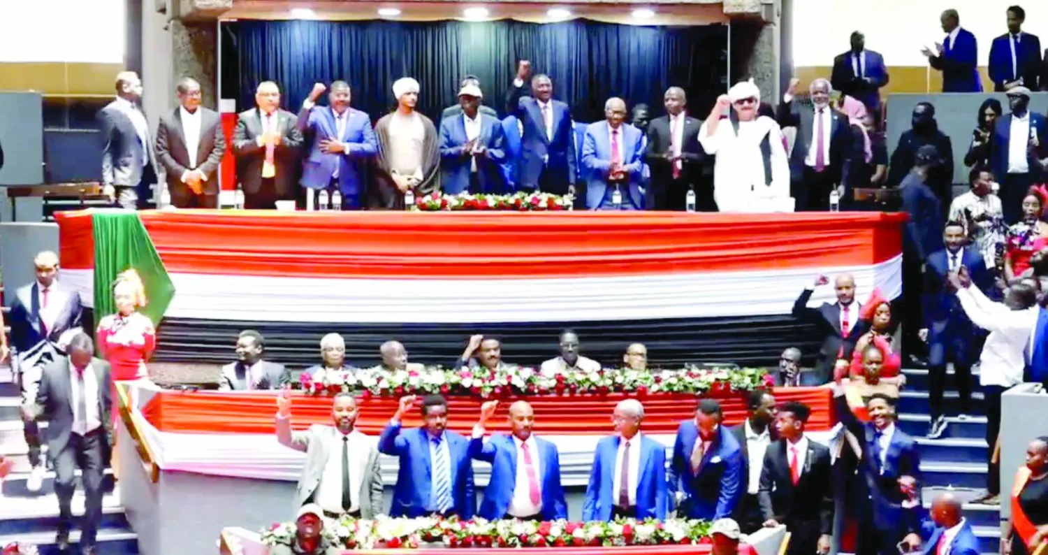 ممثلون للحركات المسلحة والأحزاب والقوى السياسية خلال افتتاح اجتماعات «تحالف تأسيس» بنيروبي فبراير الماضي (أرشيفية)