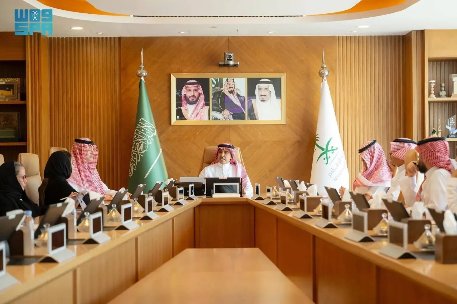 Saudi Minister of Media Salman Al-Dossary stressed that the ministry is mobilizing all its resources to support media coverage of all Saudi sports competitions in a manner that strengthens the presence of the Kingdom's sports project both locally and globally. (SPA)