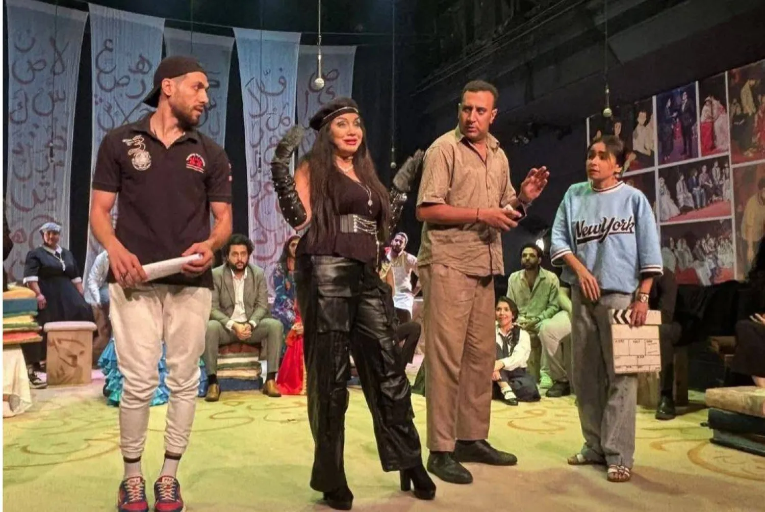 العرض المسرحي «حواديت» ضمن المهرجان القومي للمسرح المصري (المخرج)