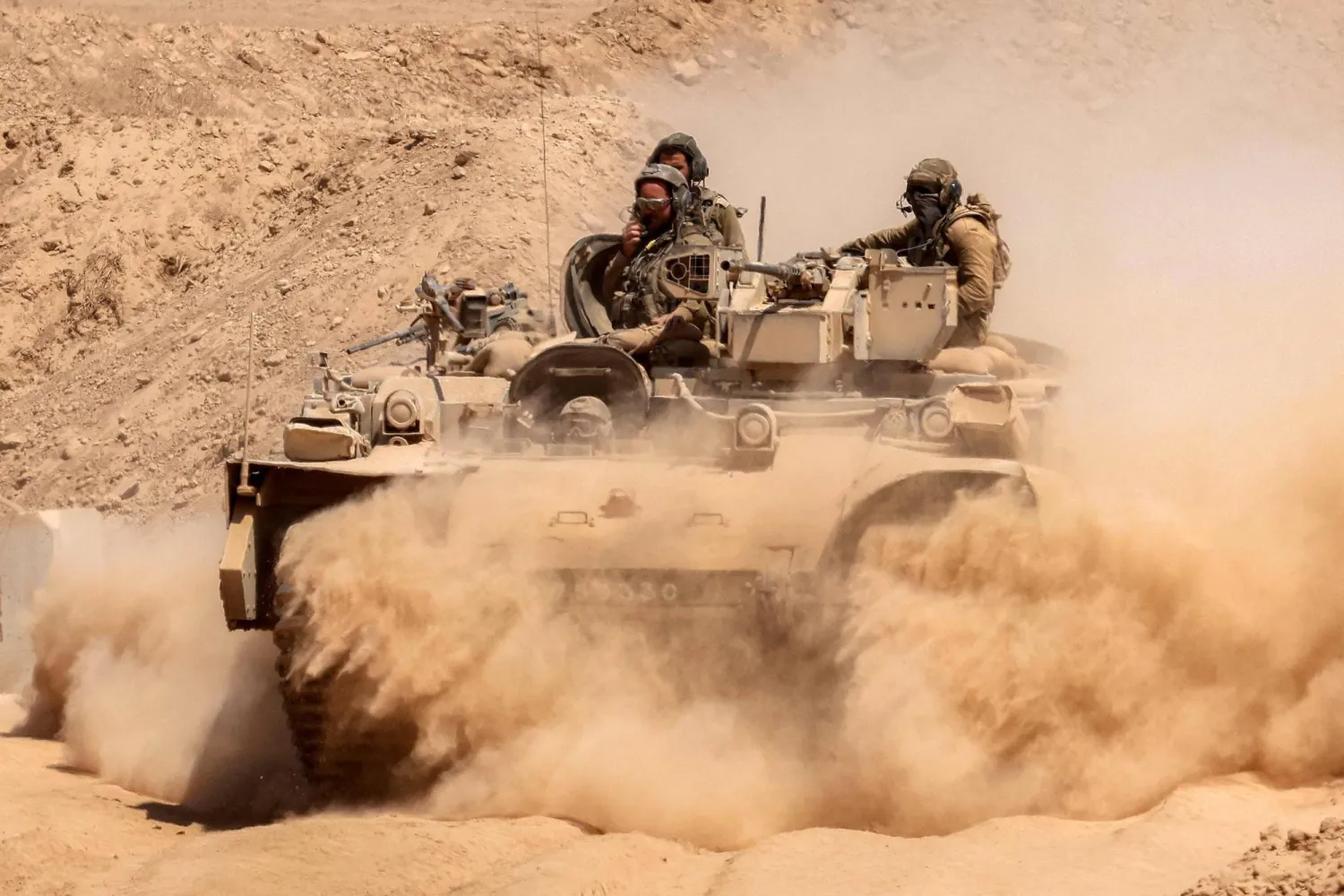 إسرائيل ترفض الضغط الدولي من أجل وقف إطلاق النار في غزة والاعتراف بدولة فلسطينية (أ.ف.ب)