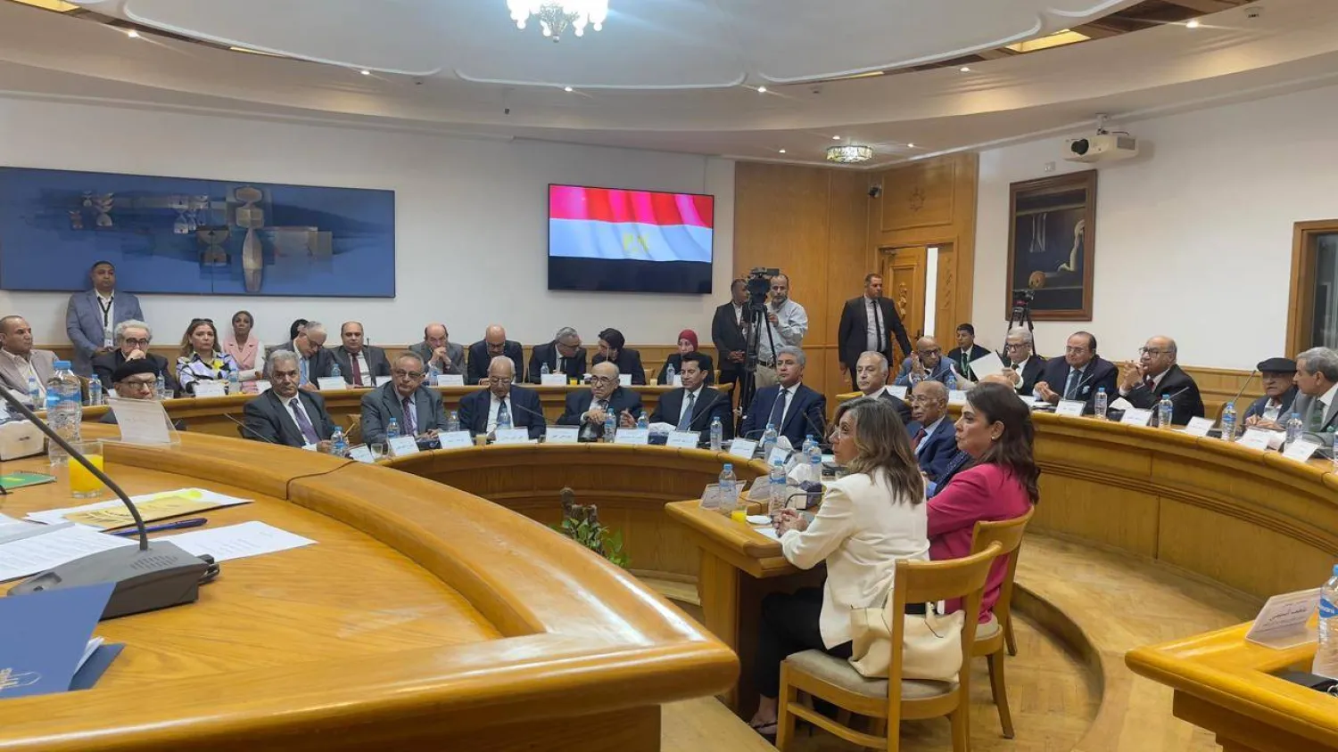 اجتماع المجلس الأعلى للثقافة لاختيار الفائزين (وزارة الثقافة المصرية)