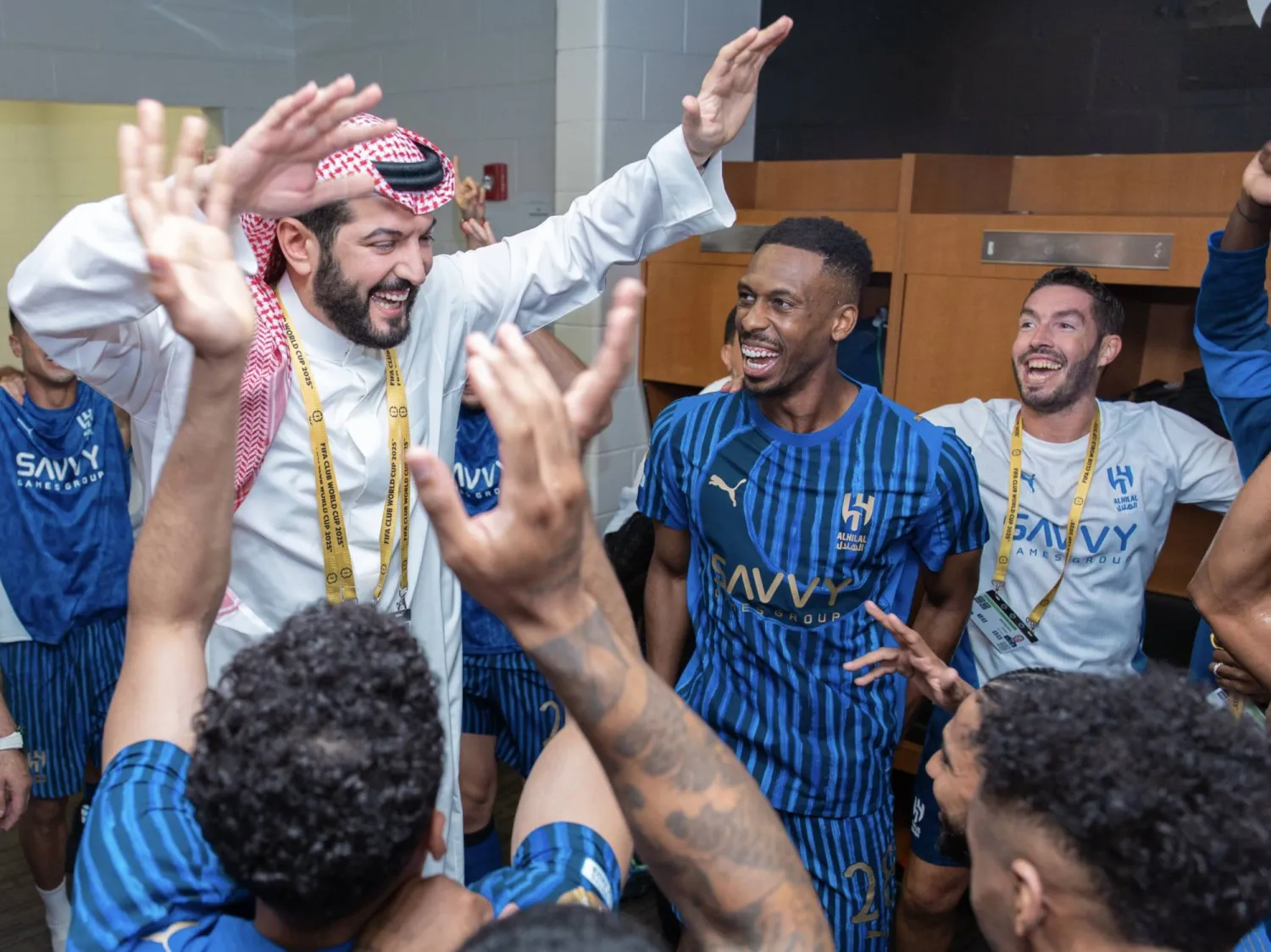 ودع فهد بن نافل منصبه بعد سنوات حافلة بالمنجزات (نادي الهلال) 