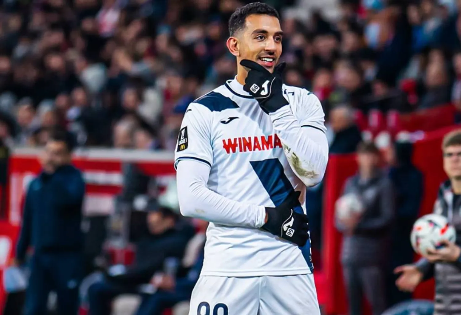 يمتلك كوكا تجربة كبيرة في ملاعب كرة القدم الأوروبية (الشرق الأوسط) 