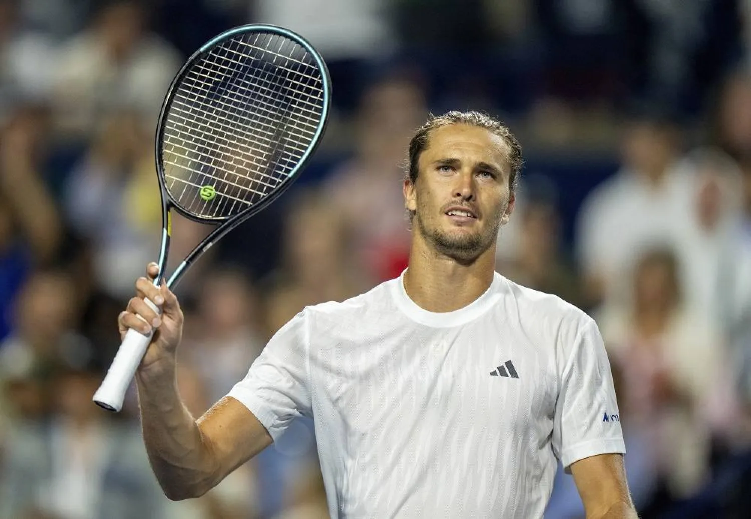 Alexander Zverev, of Germany, salutes the crowd after defeating Matteo Arnaldi, of Italy, during their men's match at the National Bank Open tennis tournament in Toronto, Thursday July 31, 2025. (Frank Gunn/The Canadian Press via AP)
